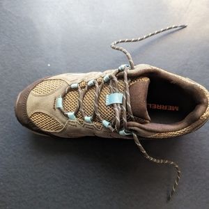 Women's Merrell Yokota 2 Hiking Shoes size 8.5